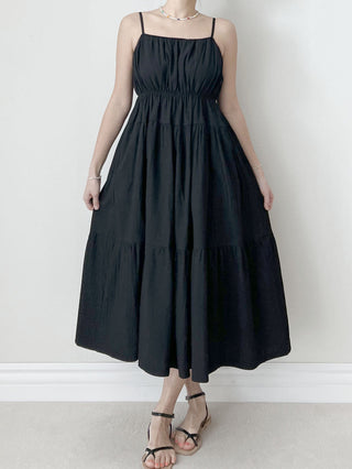 Squared collar dress