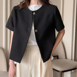 Woolen short coat