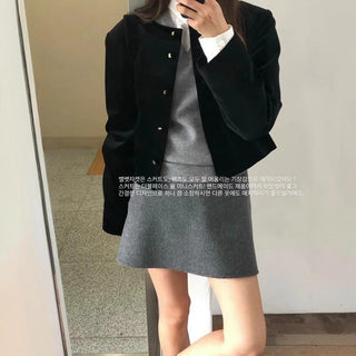 Velvet buckle coat