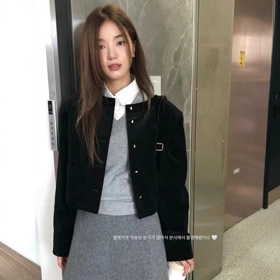 Velvet buckle coat