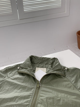 Letter embroidery coat