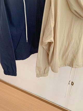 Hood drawstring coat