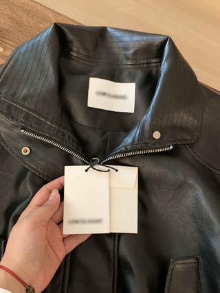 Short lapel leather coat