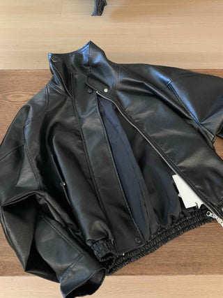 Short lapel leather coat