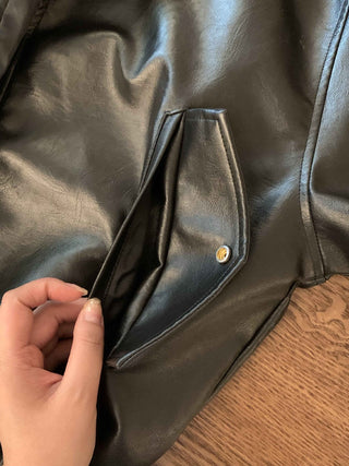 Short lapel leather coat
