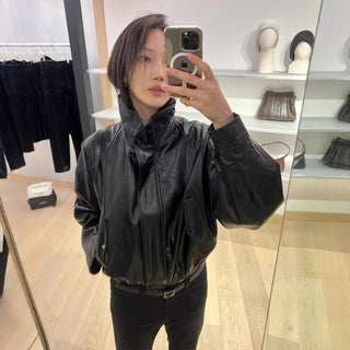 Short lapel leather coat
