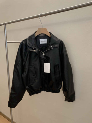 Short lapel leather coat