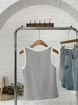 Striped sleeveless Top