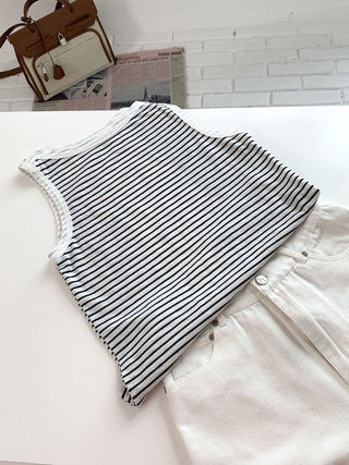 Striped sleeveless Top