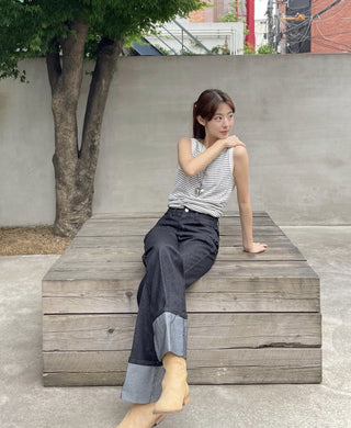 Striped sleeveless Top