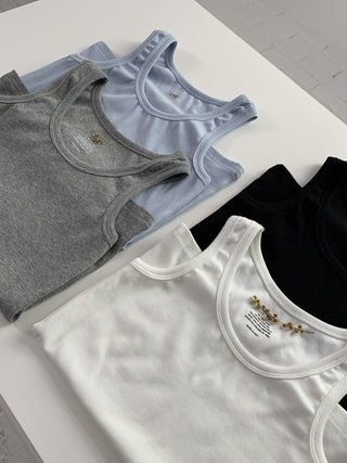 White slim Top