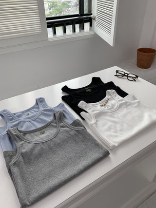 White slim Top
