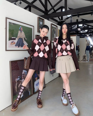 Pleated skirt suit