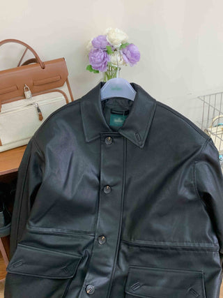 Cropped leather jacket
