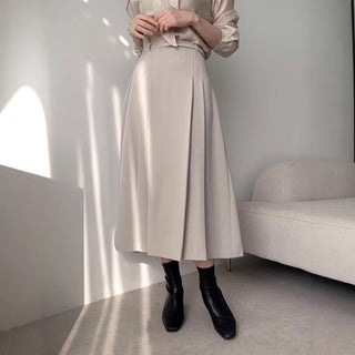 Pleated A-line skirt