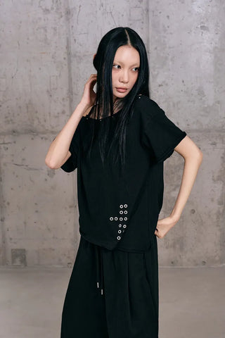 Cross-punched half tee