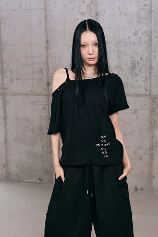 Cross-punched half tee