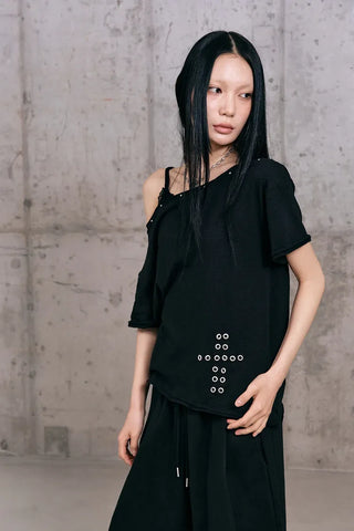 Cross-punched half tee