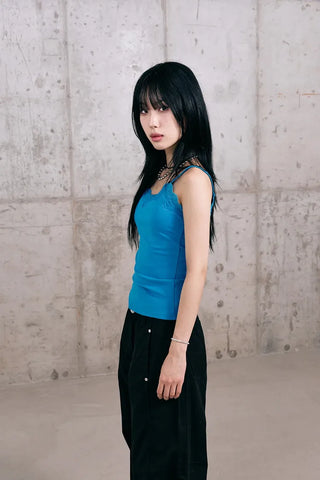 Koi Lace Sleeveless