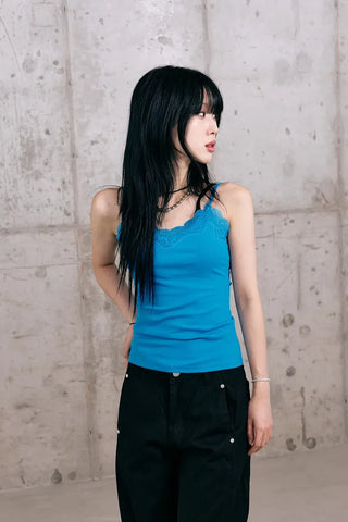 Koi Lace Sleeveless