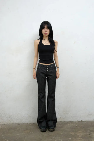 Annu Halterneck Cap Sleeveless