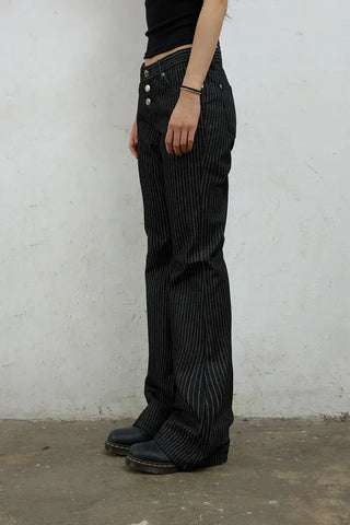 Out-button striped pants