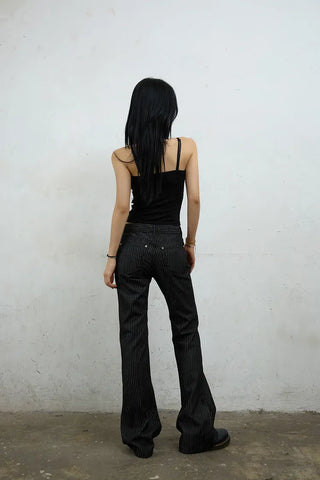 Out-button striped pants
