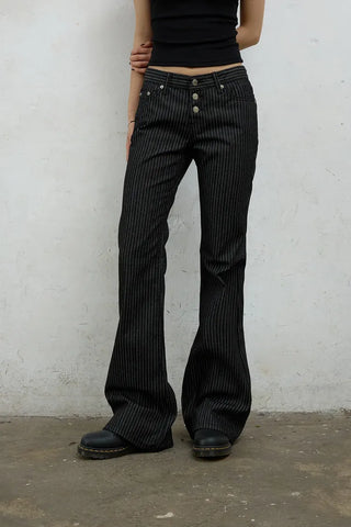 Out-button striped pants
