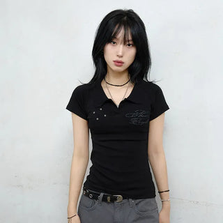 Four-eyelet collar short-sleeve tee