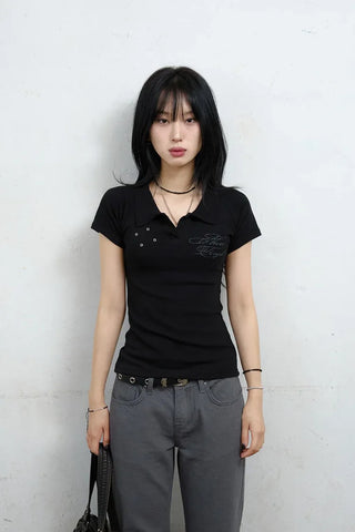 Four-eyelet collar short-sleeve tee