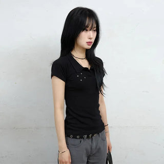 Four-eyelet collar short-sleeve tee