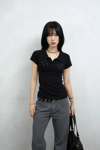 Four-eyelet collar short-sleeve tee
