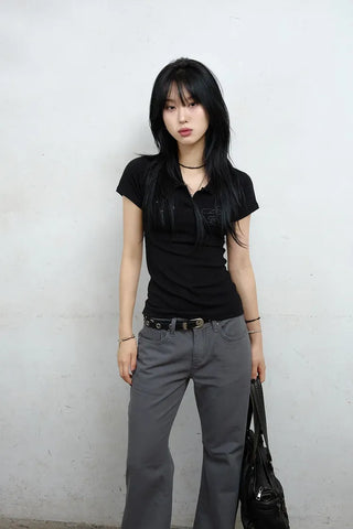 Four-eyelet collar short-sleeve tee