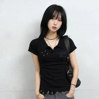 Four-eyelet collar short-sleeve tee