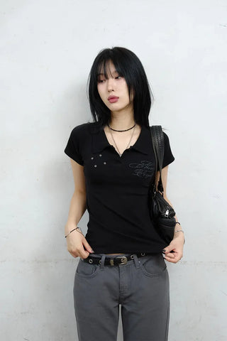 Four-eyelet collar short-sleeve tee