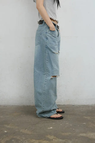 Seven-cut denim jeans