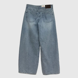 Seven-cut denim jeans