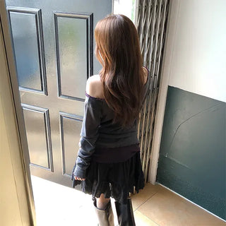 Drape-off long sleeves