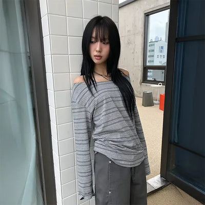 Off-striped long sleeves