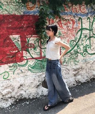 Line Cut Pintuck Denim Balloon Wide Pants