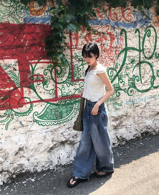Line Cut Pintuck Denim Balloon Wide Pants