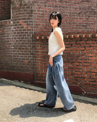 Line Cut Pintuck Denim Balloon Wide Pants