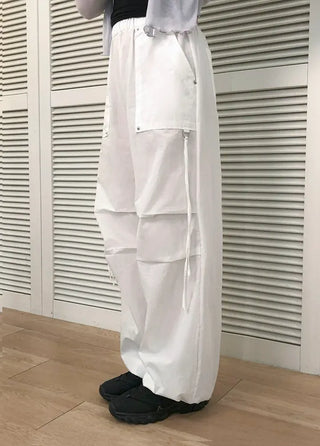 Rivet Pintuck Point Nylon String Banding Pants