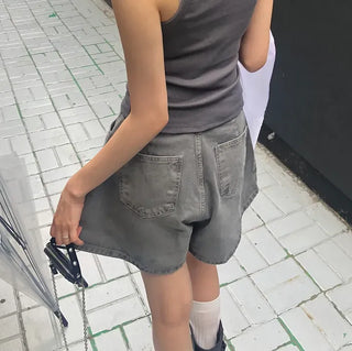 Pigment Washed A-Line Short Denim Pants