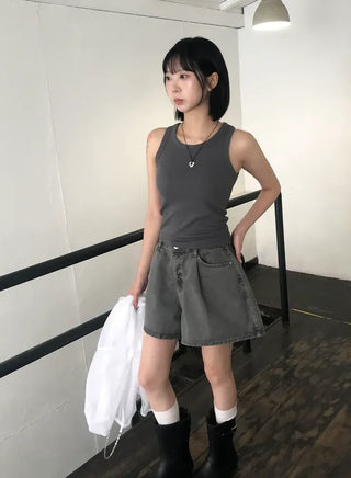 Pigment Washed A-Line Short Denim Pants