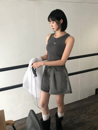 Pigment Washed A-Line Short Denim Pants