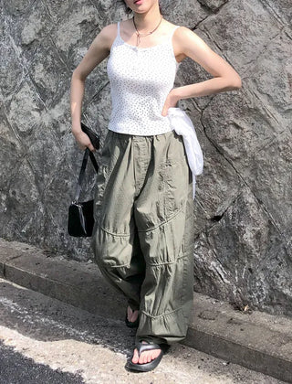 Flower Punched Button Sleeveless Top
