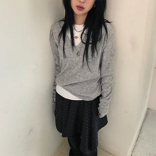 Enz Button V-neck Knit