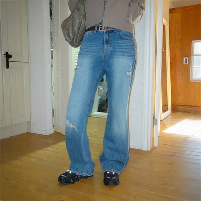 Milky Damage Flare Jeans