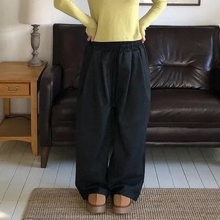 Lumo Elastic Banding Pintuck Pants